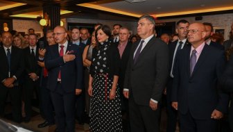 PREDSJEDNIK u new yorku