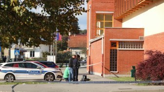 incident ispred škole