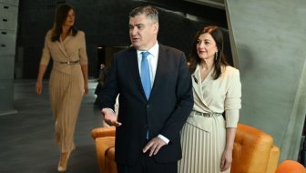 KRALJEVSKA ELEGANCIJA