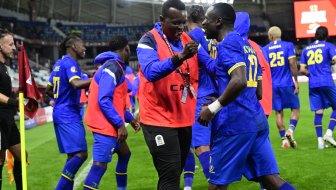 NESVAKIDAŠNJA SCENA