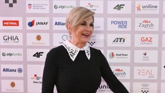 IZGLEDA FANTASTIČNO