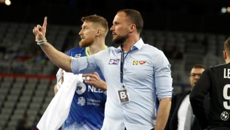 'DRŽALI IH ZA VRAT'