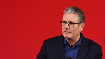 odgovarao na novinarska pitanja