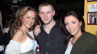 FLASHBACK s DOMAĆE SCENE