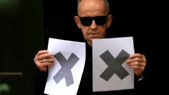 Kronologija književnog skandala