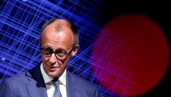 NEUOBIČAJENO IZRAVAN