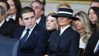 iza zatvorenih vrata