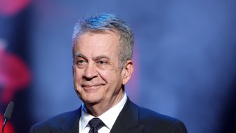 ISKRENI OSVRT