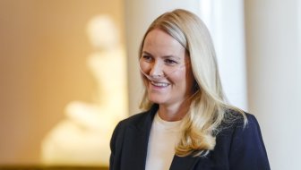 Suze radosnice na norveškom dvoru