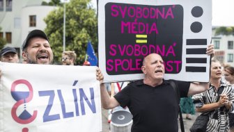 POLITIČKO UPLITANJE
