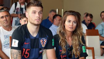 'ZAHVALNI I PONOSNI'