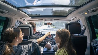 DJECA U AUTOMOBILIMA