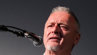 SPEKTAKL U GRADU HEROJU