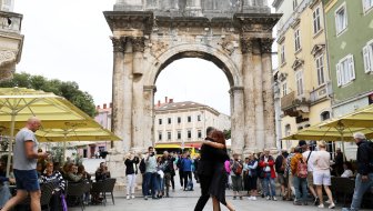 DOMAĆIN MANIFESTACIJE
