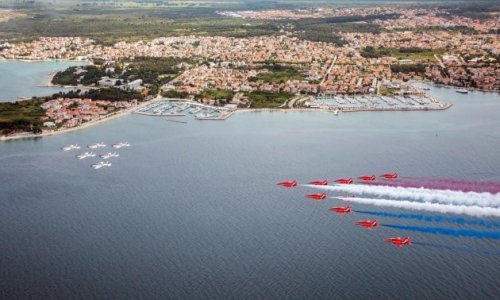 Pogledajte kakve su vratolomije Krila Oluje i britanski Red arrows izvodili nad Zadrom