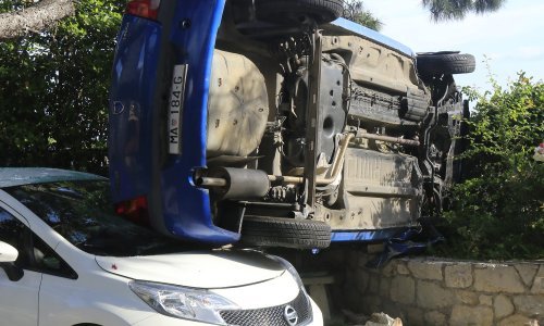 U teškoj prometnoj nesreći kod Makarske ozlijeđeno nekoliko osoba