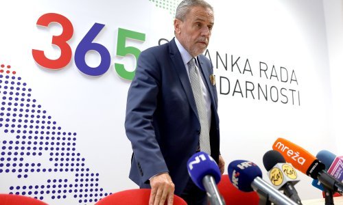 Bandić od Plenkovića traži da smijeni Blaženku Divjak: 'Ona jadna ništa ne razumije'