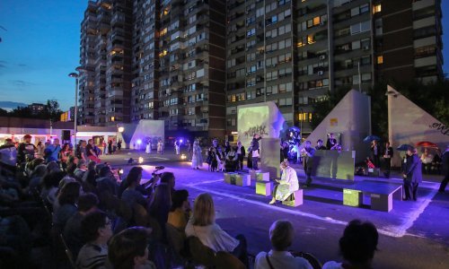 Na platou Mamutice održana Krležina predstava