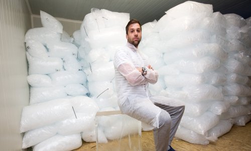 Ovo su osječki kraljevi leda koji mogu zamrznuti čak i automobile, a bez kojih bi partyji na Zrću izgledali sasvim drugačije