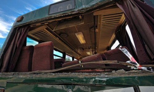 Najmanje 17 poginulih u autobusnoj nesreći