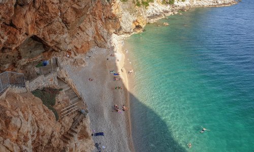 Ova skrivena plaža je jedna od najljepših na Jadranu, a iznenadit će vas kako je nastala
