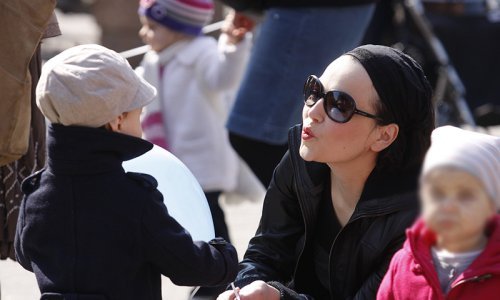 Daria Knez Rukavina uživala je s kćerkicama u šetnji