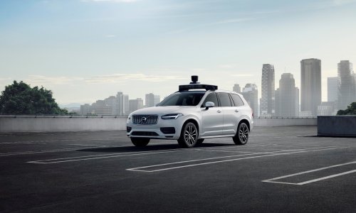 Prvi serijski automobil spreman za samostalnu vožnju! U suradnji s Uberom predstavljen poseban model Volvo XC90
