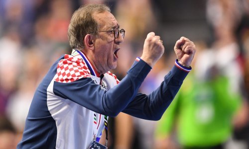 Euforični se Lino Červar nakon pobjede u Švicarskoj obratio hrvatskim navijačima