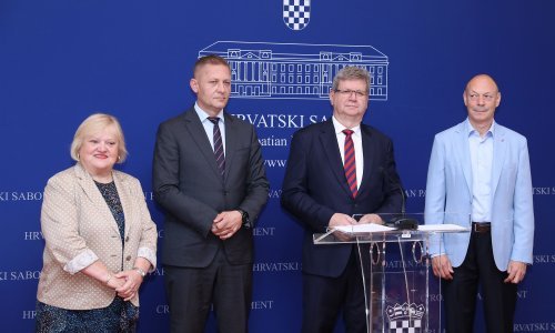 Amsterdamska koalicija traži ostavku ministra Pavića