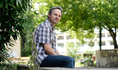 Milijun dolara čeka onog tko izračuna tlak kvarka u protonu. Fizičar sa zagrebačkog PMF-a došao je korak bliže rješenju