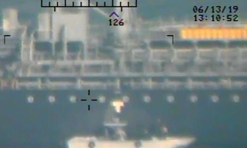Američka mornarica kaže da fragmenti mina sugeriraju da je Iran odgovoran za napad na tanker