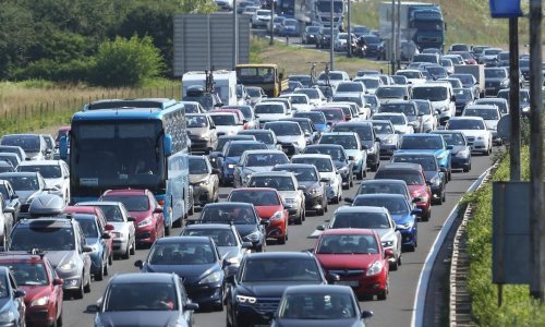 Očekuje se udarni vikend na cestama: Doznajte kada putovati da izbjegnete gužve