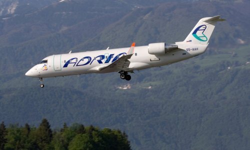 Slovenci pripremaju planove u slučaju da Adria Airways propadne zbog lošeg upravljanja