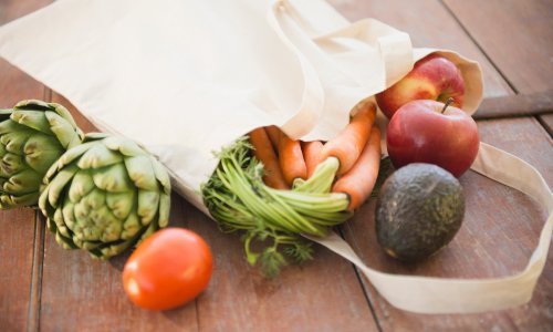 Dva milijuna smrtnih slučajeva godišnje povezano s nekonzumiranjem voća i povrća