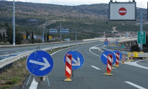 Oprez na A4 zbog psa na autocesti!