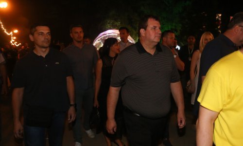 Koncert legendarnog benda The Cure nisu propustili Milan Bandić i Jakov Kitarović