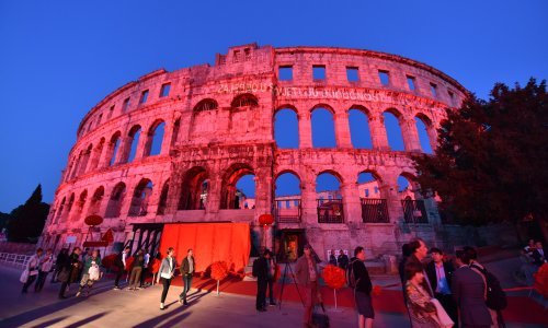 Pulska Arena će 8. srpnja ugostiti nogometne legende minhenskog Bayerna i originalne 'vatrene' iz 1998. godine
