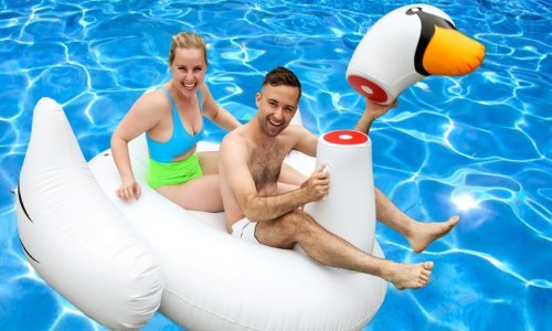 Želite skrenuti pažnju na sebe na plaži ili bazenu? Ove jezive luftiće će svatko primijetiti