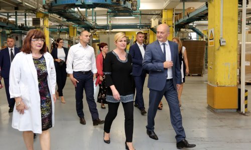 Predsjednica obišla tri osječke tvrtke, je li tražila donatore za kampanju?