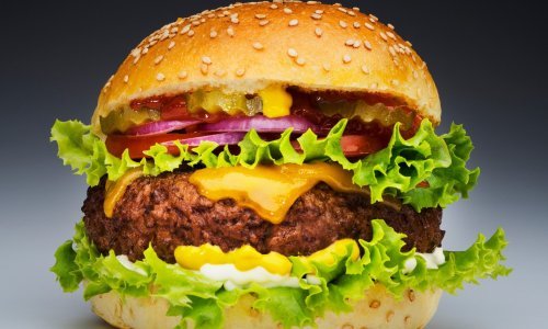 Burger s mesom uzgojenim u laboratoriju bi za dvije godine mogao stići u trgovine