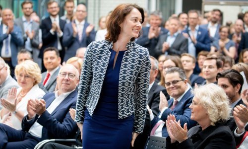 SPD: Vladajuća koalicija neće se raspasti zbog izbora čelnika EU