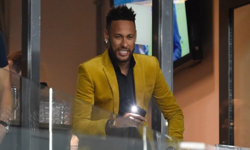 Umjesto da trenira s PSG-om, Neymara snimili u akciji na brazilskom pijesku