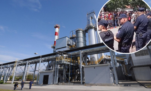 Frka pred zgradom HDZ-a BiH: Prema Čoviću letjele boce, ima ozlijeđenih