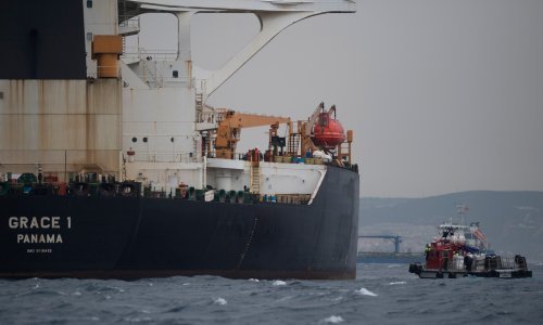 Kapetan i prvi časnik iranskog tankera uhićeni u Gibraltaru