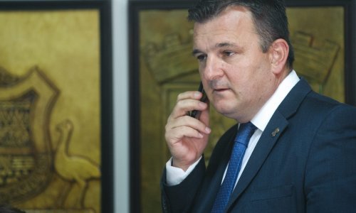 HDZ-ovci ublažili kazne za telefoniranje u vožnji, Škorić nam je objasnio zašto