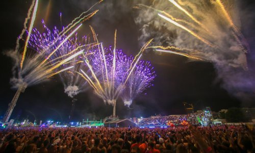 Spektakularna završnica prve večeri Ultre u Splitu: Partijanere oduševio Armin van Buuren