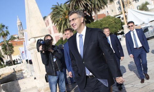 Plenković: Za izgradnju vodnokomunalne infrastrukture na Hvaru 474 milijuna kuna