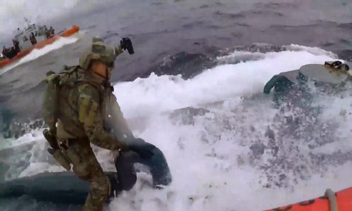 Evo kako izgleda uhićenje – podmornice!