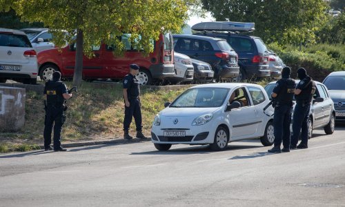 Duge cijevi na ulicama Dubrovnika