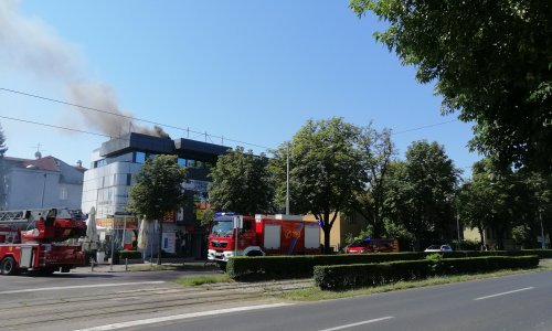 Požar u središtu Zagreba: U makedonskom restoranu zapalio se dimovodni kanal roštilja